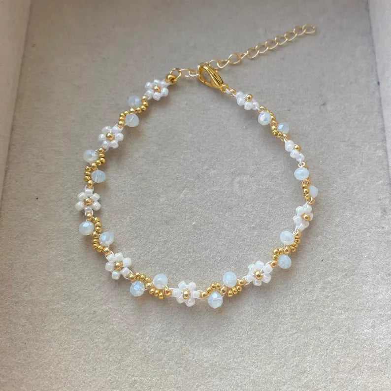 White Wave Beaded Flower Bracelet