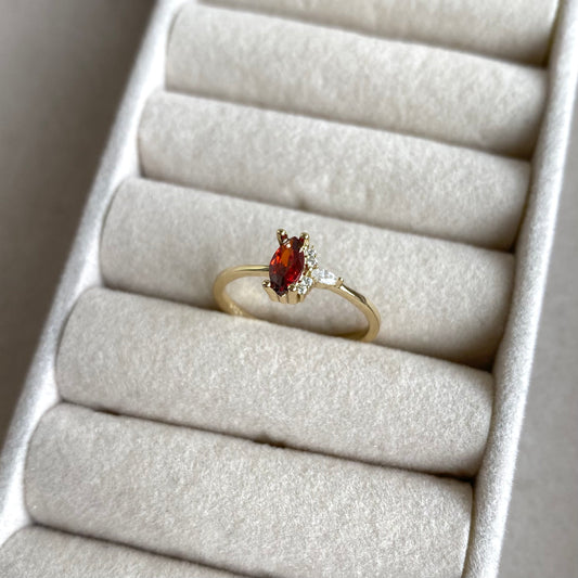 Simple & Delicate Ruby Diamond Ring