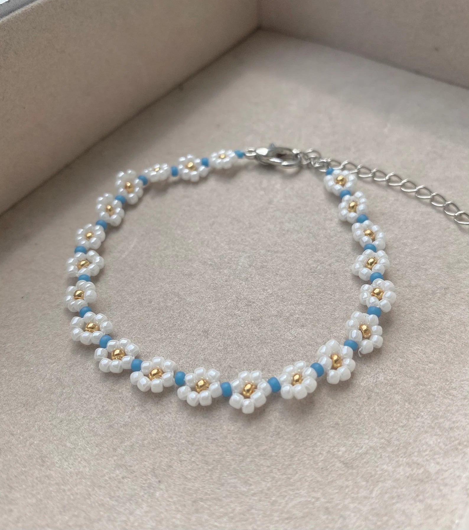 Pearl beaded Bracelet / Flower bead Bracelets for women - Shop